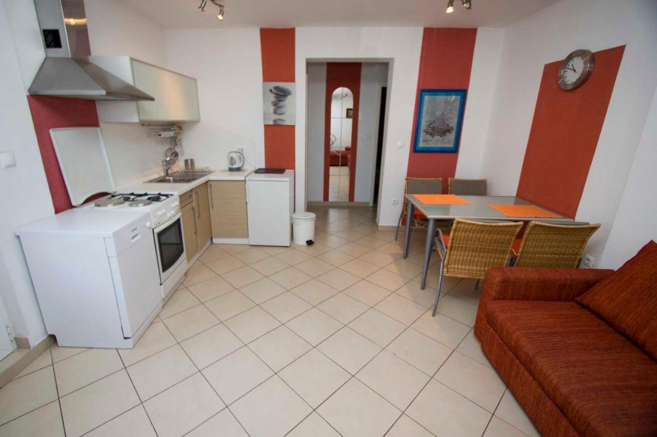 Apartman Mia I Toni Makarska Exterior photo